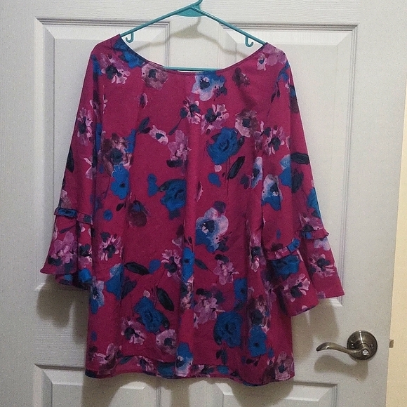 Lane Bryant 20w blouse burgundy with floral print - Picture 1 of 1